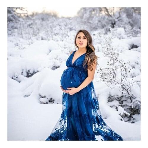 2021 New In Blue Designer Tulle Dresses For Photo Shoot Sleeveless V Neck Flower Embroidery Appliques Long Maternity Gown