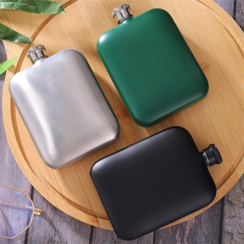 Portable 6oz Square Stainless Steel Hip Flasks Pocket Russia Flagon Whiskey Bottle Flasks of Alcohol Whiskey Gift for Men