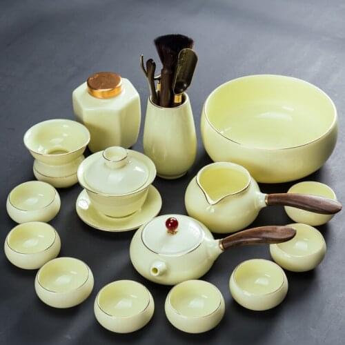 Porcelain Kung Fu Tea Sets Full Luxury Jade Vintage Tea Cups Pots Beautiful Mugs Tea Ceremony Bardak Seti Tea Service EI80TS