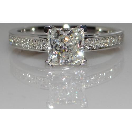 Classical Four Claw Luxury Jewelry 925 Sterling Silver Clear White Princess CZ Square Zirconia Eternity Women Wedding Band Ring