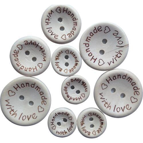 100 pcs of clothing handmade with wooden buttons of love DIY decorative wooden handmade bag hat buttons with heart tags