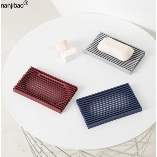 Nanjibao Creative Drain Soap Box Silicone Soap Shelf Free Perforated Bathroom Soap Storage Non-Slip Soap Holder Tpr Soap Tray