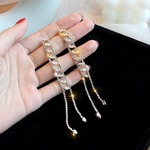 Vintage Luxury Shining Rhinestone Long Tassel Dangle Earrings for Women Simple Fashion Earrings Korean New Design Jewelry