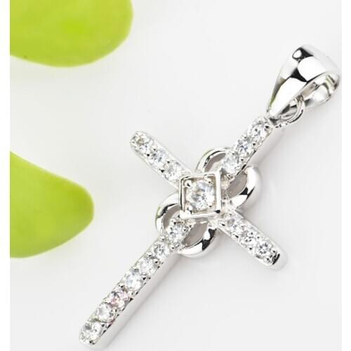GND0452 925 Sterling Silver Religious Pendant Luxury Classic CZ Cross Necklaces Pendants Fashion Jewelry For Women