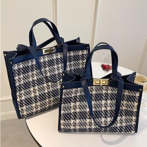 2022 Fashiona New Quality Woolen cloth Womens Designer Handbag Plaid Large Tote bag Underarm bag Large capacity Shoulder bag