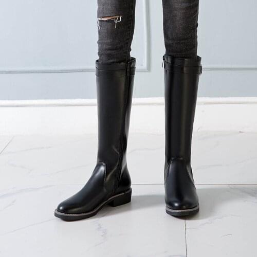 2021 Winter New Mid-Heeled Boots Low-Heeled Boots Side Zippered Thick Heels Buckled Flat-Bottomed Classic Leather Knee-High Boot