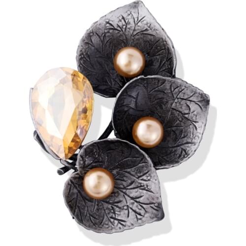 Morkopela Vintage Simulated Pearls Brooch Pin Metal Lotus Flower Brooches For Women Sweater Clothes Clip Pins Jewelry