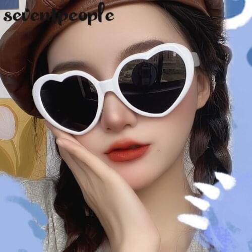 Heart Shaped Special Effects Glasses Women Watch The Lights Change To Heart Shape At Night Light Diffraction Love Glasses Men