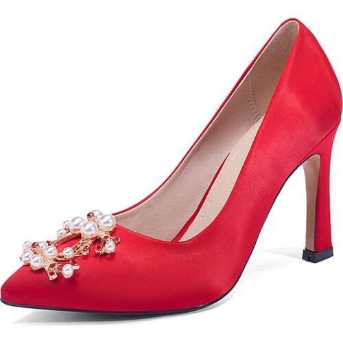Wedding shoes in the spring of 2019 the new high with shallow mouth pointed shoes 40-43