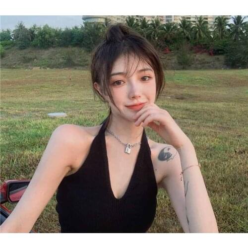 Short Ice Silk Knitted Suspender Vest Summer Womens Halterneck Top Sexy Outer Wear V-neck Inner Base Shirt Y2k Womens Top