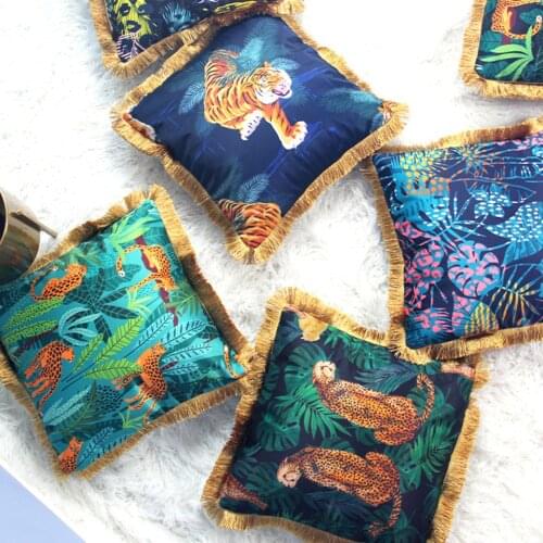 Luxury Silk Pillowcase Tropical Animal Forest Decoration Pillows with Tassel 45X45CM Leopard Cushion Cover Home Decoration