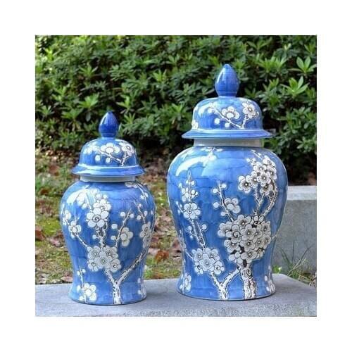 Blue And White Porcelain Ornaments porcelain Jar Plum Blossom Pattern Porcelain Decoration ceramic jar art porcelin ginger jar