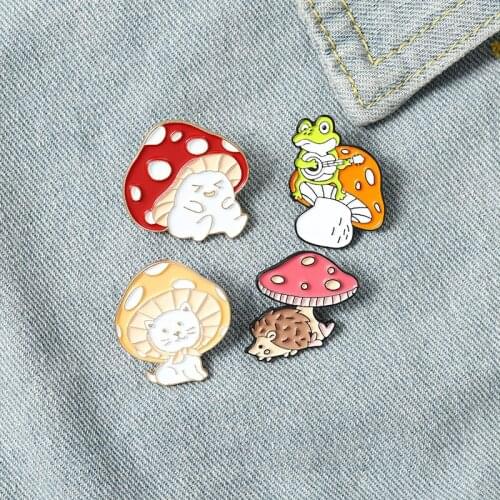 Mushroom Alloy Brooch Frog Cat Hedgehog Hard Enamel Pin Cute Natural Outdoor Lapel Pin Badge Brooch