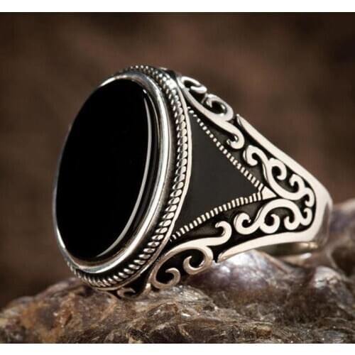 Vintage Carving Oval Shape Black Ring for Men Womens Wedding Ring Engagement Jewelry Classic Males Rings Anniversary Jewelry