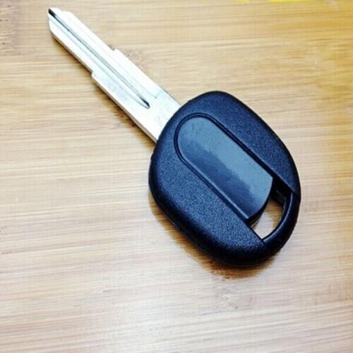 DAKATU Replacement Car Key Fob Chip Transonder Key Shell Blank Uncut Blade Fit For Buick Excelle Car Key Case