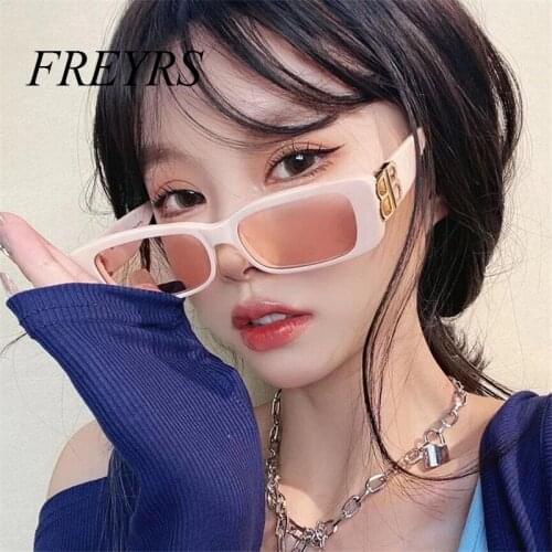 Fashion Unisex Square Sunglasses Men Women Fashion Small Frame Pink Sunglasses Female Retro Rivet Glasses UV400 6002