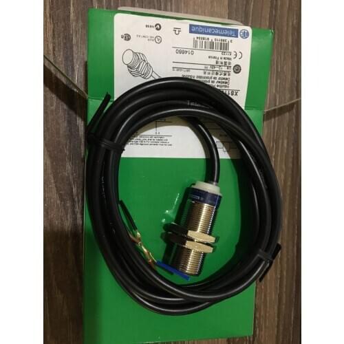 High quality XS118B3PAL2 Schneider s proximity switch 12-48V