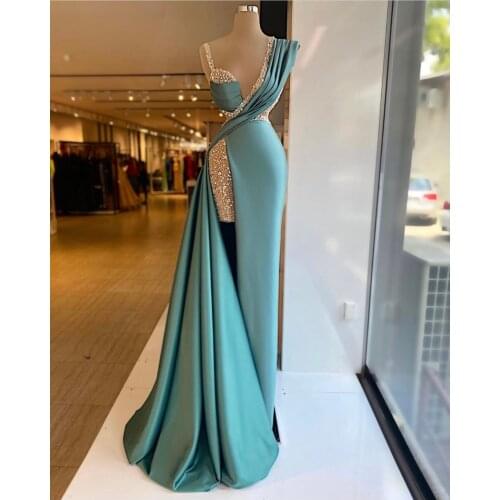 Sparkly Beaded Mermaid Prom Dresses V Neck Crystal Dubai Glitter Robe De Soiree Arabic Evening Dress 2021 Women Party Gowns