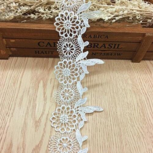 15Yards 5.6cm Water Soluble Embroidered Lace Trim Apparel Sewing Lace Trimmings DIY Lace Ribbon Apparel Sewing Accessories