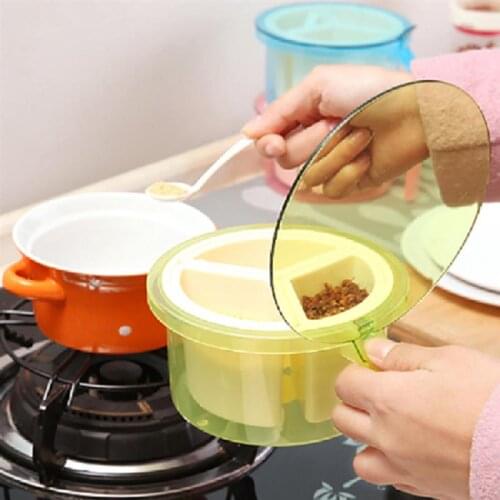 Seasoning Container Portable 3 Grids Seasoning Bottle Spice Jar With Lid & Spoon Sugar Salt Pepper Box Seasoning Box Supplies