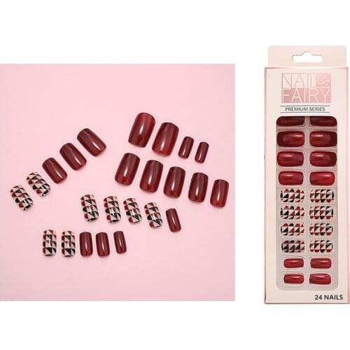 24Pcs Short Round Fake Nails Black-White Lines Simple Design Artificial Nail Tips Full Cover Fake Nails with Glue