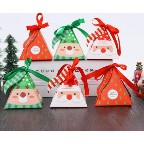 10 PCS/Set Candy Box Bag With Bells Paper Box Gift Bag Container Merry Christmas Supplies Christmas Tree Gift Box