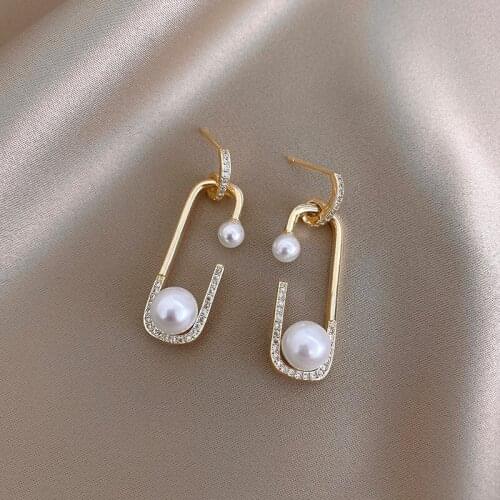 New Pearl Drop Earrings for Women Handmade Hollow Pearl Pendant Dangle Ear Stud Earrings