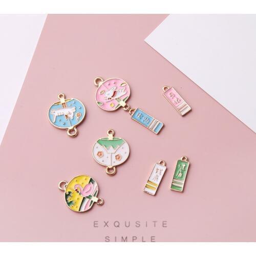 10pcs Japanese Lucky Cat Flag Enamel Connector Charms Good Luck Round Floating Charms For DIY Earrings Jewelry Accessories FX007
