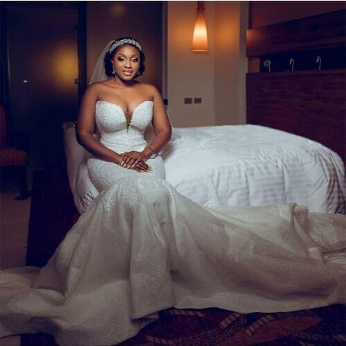 Plus Size Arabic Custom Made Sparkly Wedding Dresses Sweetheart Lace Beaded vestidos de novia Custom Made Bridal Gowns