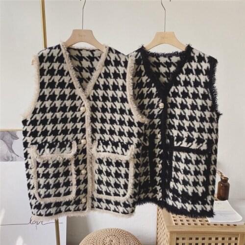 MEIYANGYOUNG Houndstooth knitted vest women Pullovers 2021 Sleeveless pockets Autumn Fashion Female Loose Oversized Sweater