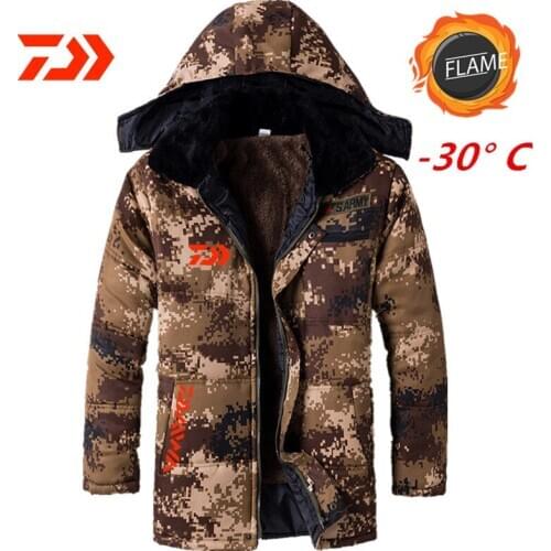 Daiwa Coats Winter Camouflage Men Slim Thicken Fur Hooded Outwear Warm Coat Fishing Clothing Casual Mens Coat Fishing Clothes