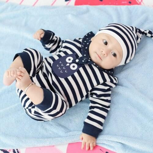 Newborn Baby One-piece Cartoon Clothes Three-piece Autumn Clothes Bib Mouth Long-sleeved Romper Baby Crawling Clothes