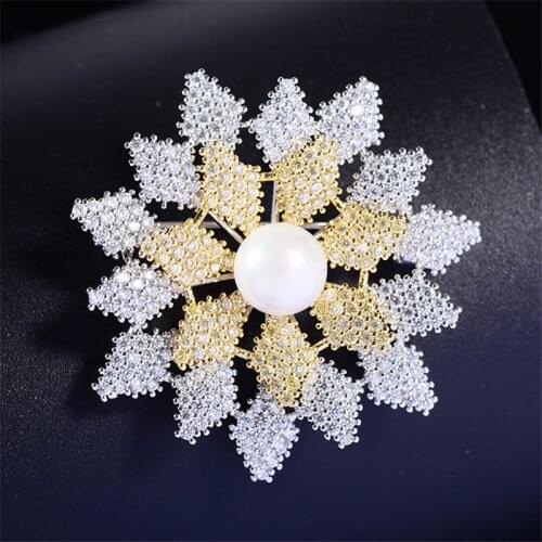 Elegant Temperament Pearl Flower Corsage For Suit 2021 Fashion Zirconia Brooch Pin Korean Luxury Brand Brooches Jewelry