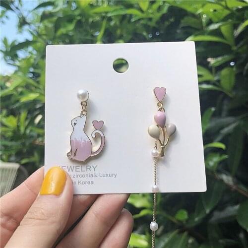 Asymmetric pink balloon cat earrings trend, Japan and long chain pearl temperament female ear clip