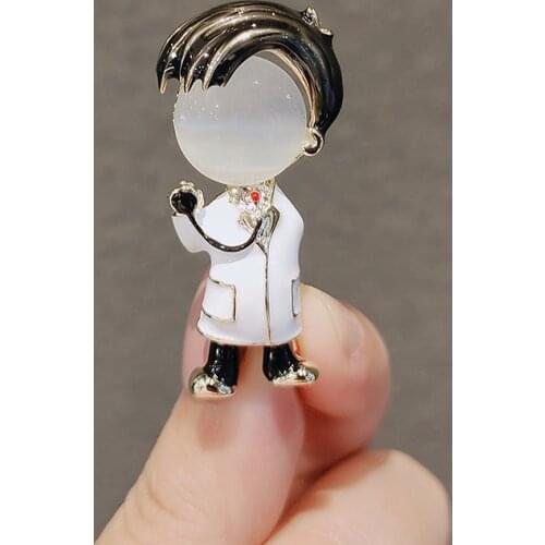 White angel brooch boy girl doctor pin decoration sweater accessories ins tide personality cartoon jewelry