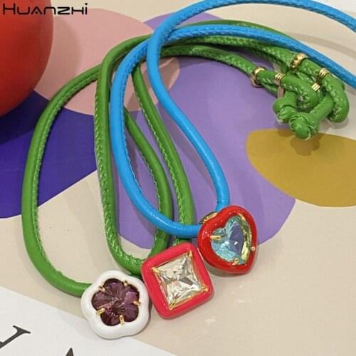 New Colorful Leather Choker Zircon Love Heart Flower Clavicle Chain Necklace HUANZHI 2021 for Women Girl Summer Hot Sale Jewelry