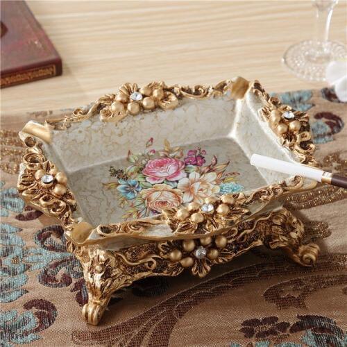 Christmas decorations for home European resin ashtray luxury retro ashtray fashion creative gifts home decoration crafts