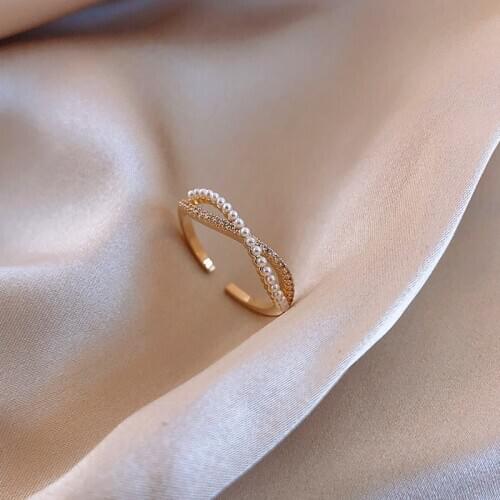 2020 New fashion pearl Bowknot shiny contracted fine crystal temperament adjustable Women Rings sweet joker