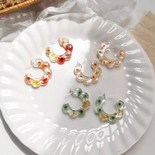 Origin Summer Korean Vintage C Shape Flower Hoop Earring for Women Girls Temperament Multicolor Resin Earring Jewelry Pendientes