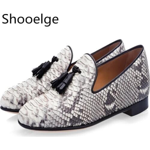 Fashion Men Snake Skin Leather Dress Shoes Slip On Black Tassel Flats Party Footwear Moccasins Business Dress Loafers