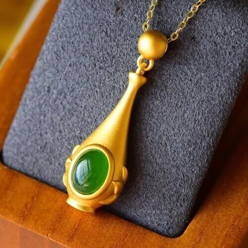 Exquisite Womens Gold Necklace Vintage Auspicious Vase Pendant Zircon Necklace Cocktail Party Jewelry Valentines Day Gifts