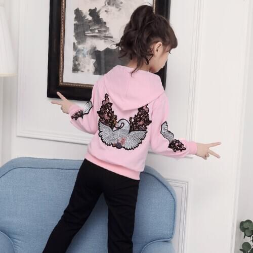 2018 Autumn New Girls Children Big Childrens Clothing Factory Direct Generation of Cotton Wings Set Two Sets of Tide