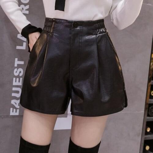 2021 Wide Leg Short Black PU Leather Shorts Fashion Womens Shorts Autumn Buttons zipper Elastic Waist Sexy Black Shorts Winter