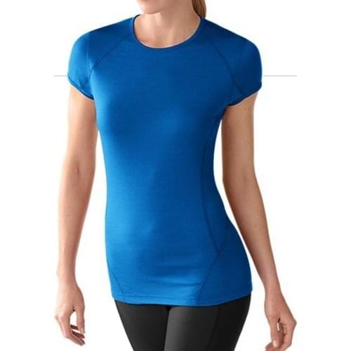 SHEEP RUN Women's Short T-shirts