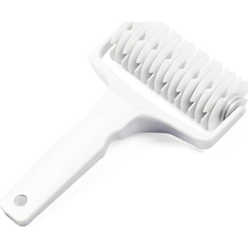 Baking Plastic Rolling Broaches Pie Pizza Knife Pastry Embossing Dough Rolling Process Home Kitchen Baking Tools