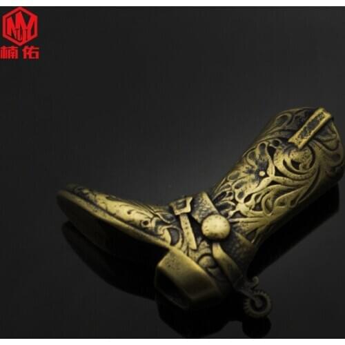 1PCS Brass Knife Beads Retro Exquisite Noble Boots Brass High Boots Outdoor Tools Car Keychain Pendant