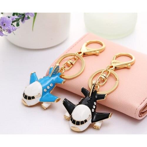 2020 fashion new cute and beautiful gems dripping aircraft rhinestone bag wallet key chain