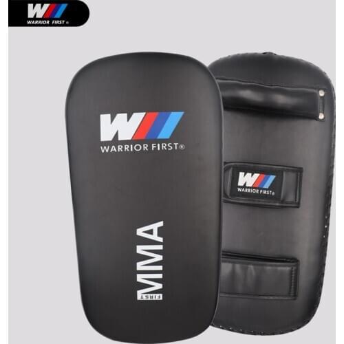 1 PC Hot Sale MMA Muay Thai Punching Curve Pad PU Leather Sanda Taekwondo Kick Boxing Foot Target Punching Mitt