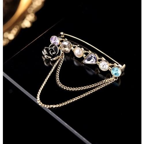 Luxury Designer Brooch Crystal Corsage Neckline Pin 2021 New Flower Long Chain Tassel Women Brooches Female Accessories Gift