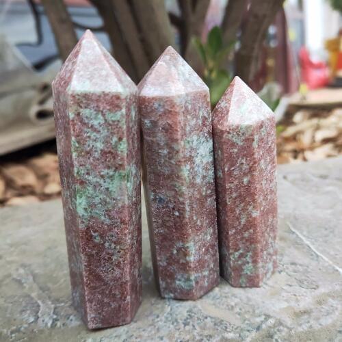 Quartz tower natural garnet quartz crystal wand point johnstonotite quartz towers healing Fengshui
